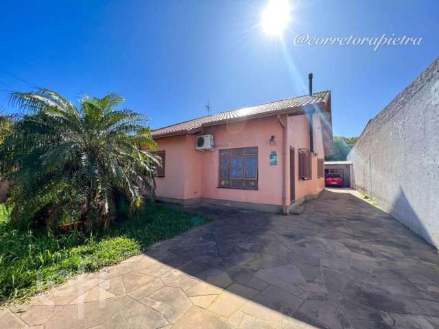 Casa com 3 quartos à venda na Rua Princesa Isabel, 275, Fátima, Canoas por R$ 700.000