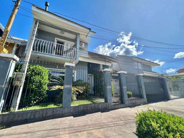 Casa com 2 quartos à venda na ENGENHEIRO DAGOBERTO HERNANDES RIBEIRO, 661, Estância Velha, Canoas por R$ 795.000