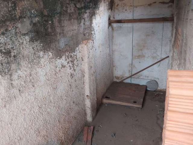 Casa em condomínio fechado com 4 quartos à venda na Rua Doutor Ludovice, Nossa Senhora da Abadia, Uberaba, 82 m2 por R$ 250.000