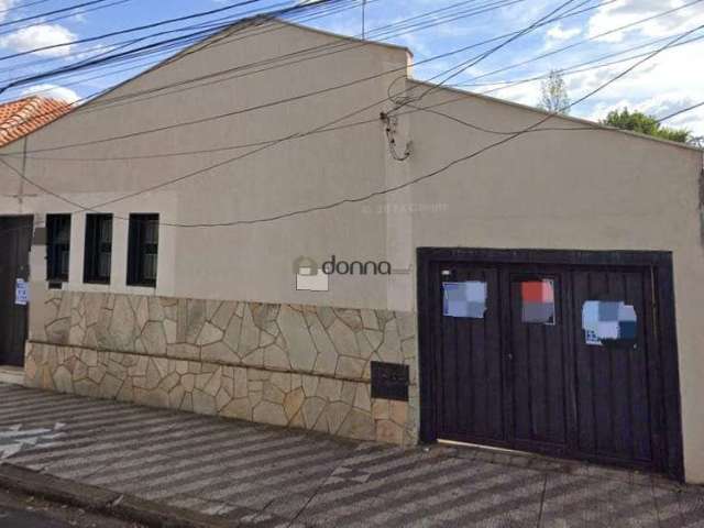 Casa com 3 quartos à venda na Rua Tiradentes, Fabrício, Uberaba, 220 m2 por R$ 690.000