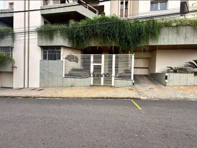 Apartamento com 3 quartos à venda na Rua Senador Pena, Centro, Uberaba, 485 m2 por R$ 420.000