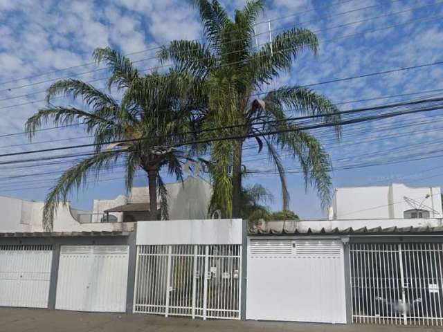 Casa em condomínio fechado com 4 quartos à venda na Rua General Osório, Estados Unidos, Uberaba por R$ 300.000