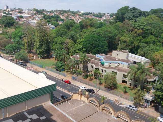 Apartamento com 3 quartos à venda na Rua Veríssimo, São Benedito, Uberaba por R$ 320.000