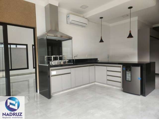 Casa em condominio fechado, Damha 6, Damha IV, 03 suites, sendo 01 suite master, piscina, cozinha planejada, mais cozinha gourmet, financia, troca