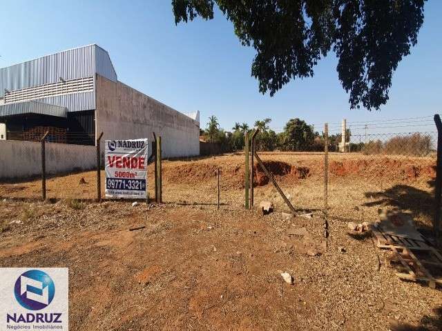 Terreno comercial à venda em São José do Rio Preto-SP, bairro Estância Pica Pau Amarelo, 5.000m² de área.