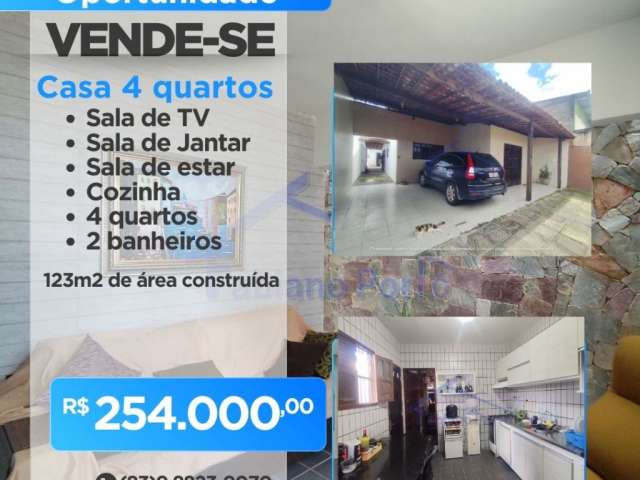 Casa com 4 quartos sendo uma suíte