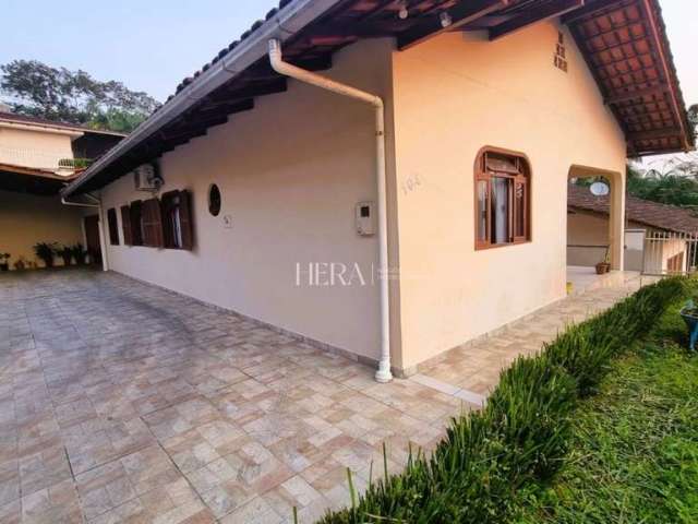 Casa com 3 quartos à venda no Itoupava Norte, Blumenau , 165 m2 por R$ 745.000