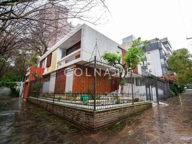 Casa em condomínio fechado com 4 quartos à venda na Avenida Palmeira, 587, Petrópolis, Porto Alegre por R$ 3.000.000