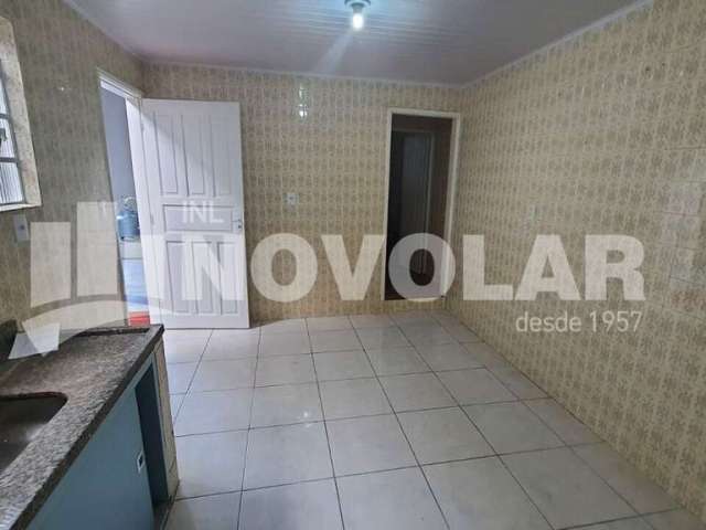 Casa térrea com 02 dormitórios na vila medeiros