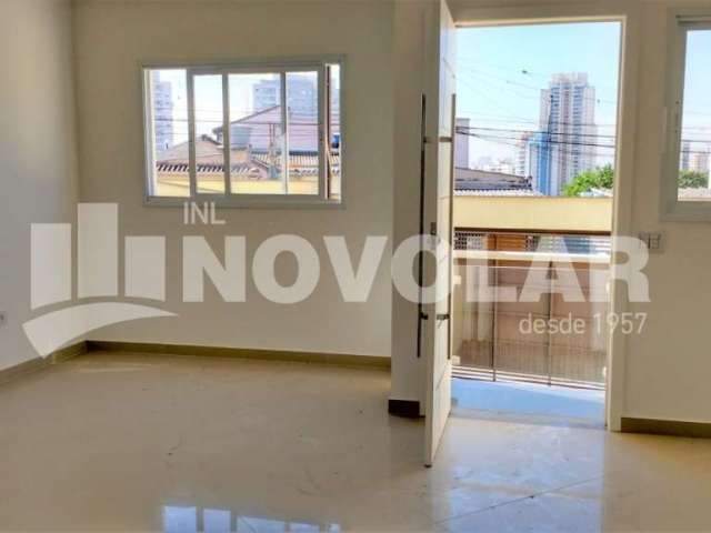 Sobrado novo na Vila Maria Alta: 3 dormitórios, 1 suíte e acabamento de primeira!