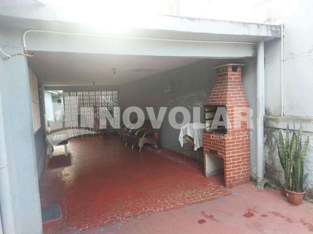 Casa com 3 residências, 5 vagas, 269 mts² de  terreno -  Jardim Japão