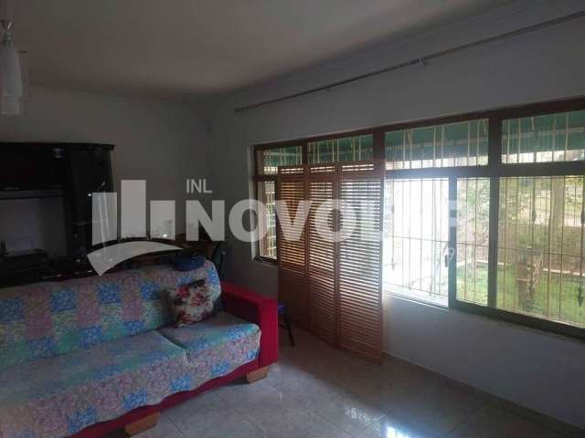 Casa Térrea 3 dormitórios, 4 vagas, na Vila São Francisco - Ponte Rasa