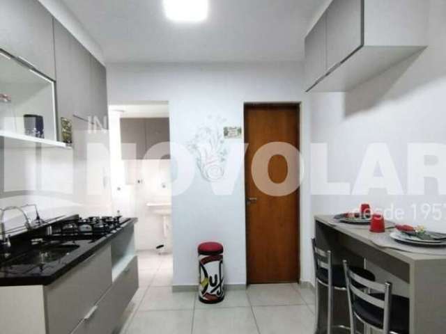 Apartamento Novo Decorado com 1 dormitório, sala conjugada com cozinha na Parada Inglesa.