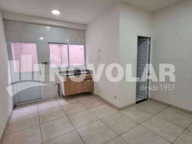 Apartamento no Bairro do Limão  com  2 dormitórios