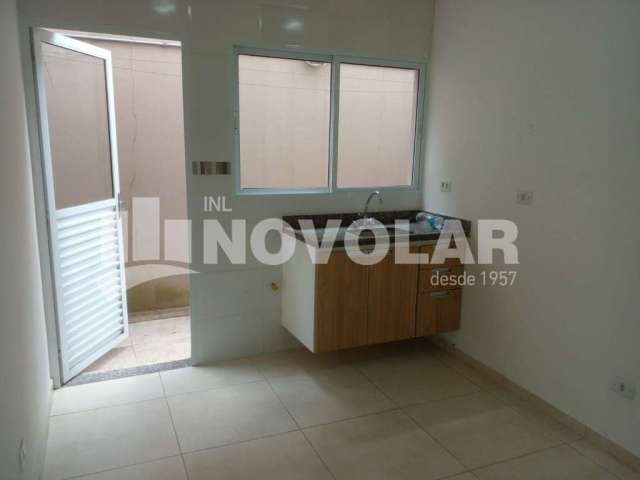 Apartamento no Bairro do Limão  com  2 dormitórios