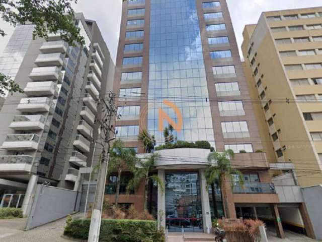 Conjunto comercial no Jardim Paulista