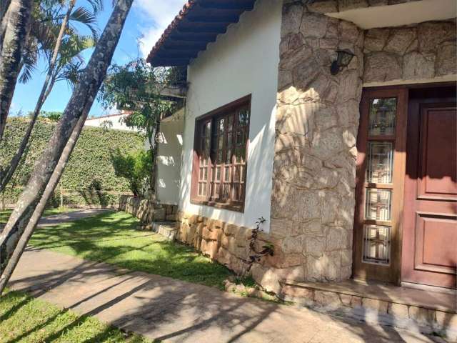 Casa com 4 quartos à venda em Bosque - SP