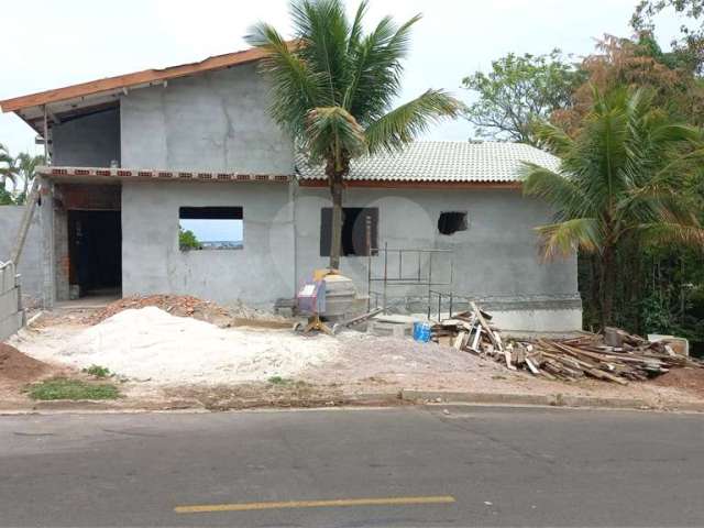 Casa com 4 quartos à venda em Marambaia - SP