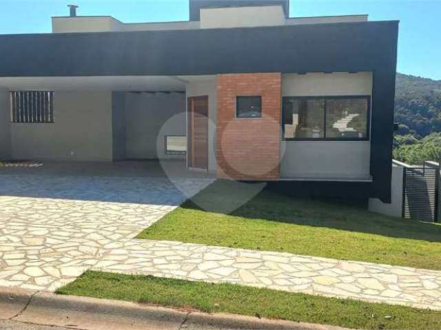 Casa com 3 quartos à venda em Santa Isabel - SP