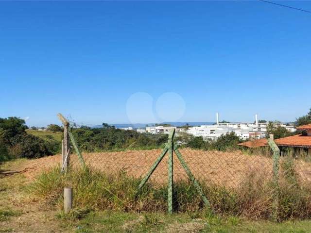 Terreno à venda em Vista Alegre - SP