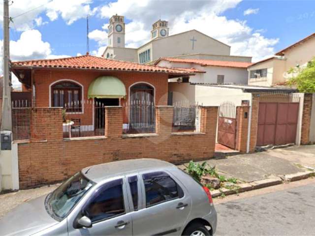 Casa para locação em Centro - SP