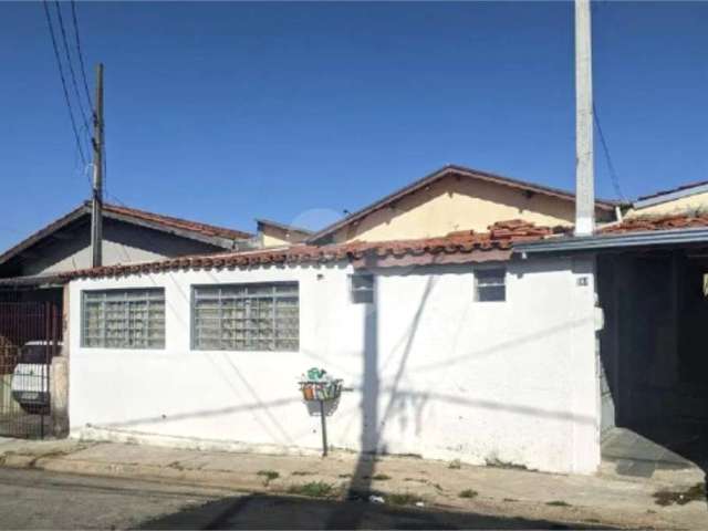 Casa com 15 quartos à venda em Capela - SP