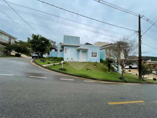 Casa com 3 quartos à venda em Picollo Villaggio - SP