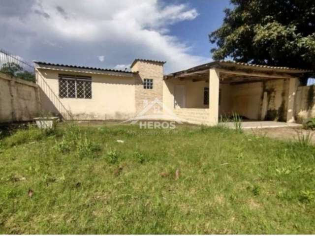 Casa com 2 quartos à venda na Rua Brigadeiro Leonardo Teixeira Collares, 85, Vila Nova, Porto Alegre por R$ 290.000