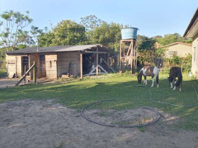 Chácara / sítio com 2 quartos à venda na Bacopari, 240, Itapuã, Viamão por R$ 450.000