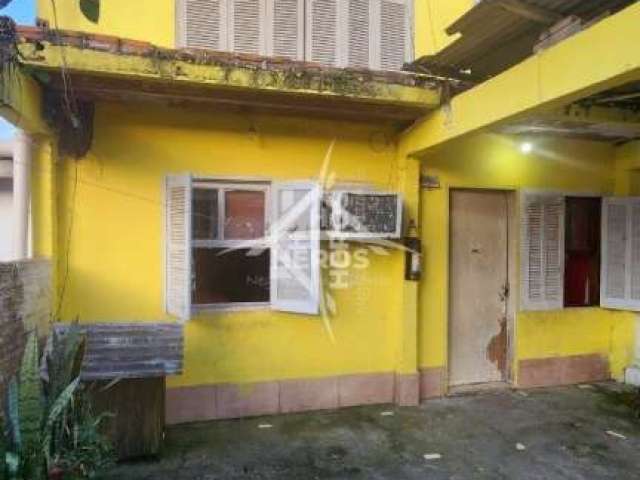 Casa com 4 quartos à venda na Luiz Menezes, 108, Restinga, Porto Alegre por R$ 135.000