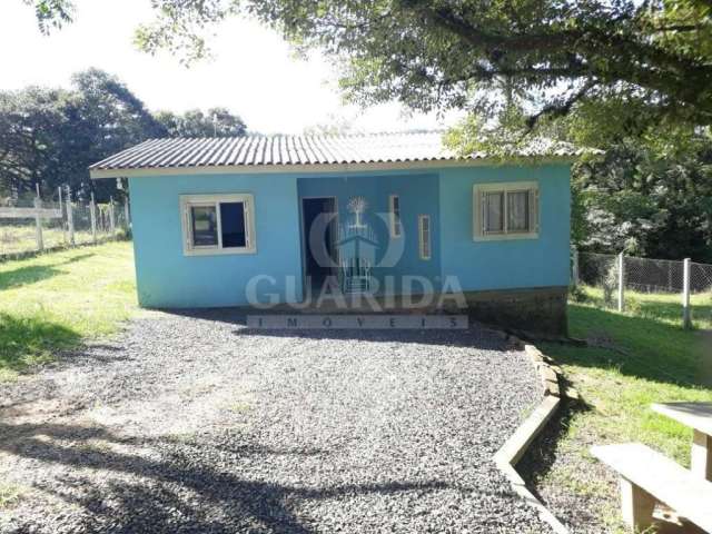 Casa com 3 quartos à venda na Finlândia, 630, Belém Velho, Porto Alegre por R$ 300.000