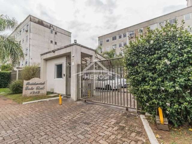 Apartamento com 2 quartos à venda na Rua Deputado Hugo Mardini, 1212, Passo das Pedras, Porto Alegre por R$ 190.000