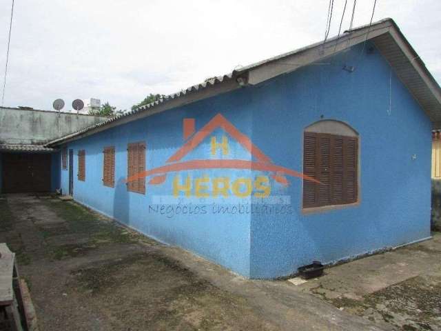 Casa com 7 quartos à venda na Rua Cirilo Leite Torres, 75, Espírito Santo, Porto Alegre por R$ 700.000