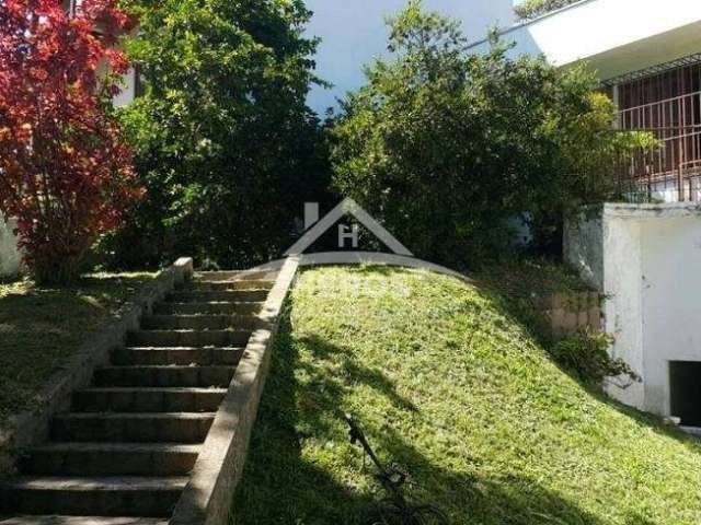 Casa com 3 quartos à venda na Rua Padre João Batista Reus, 267, Vila Conceição, Porto Alegre por R$ 940.000