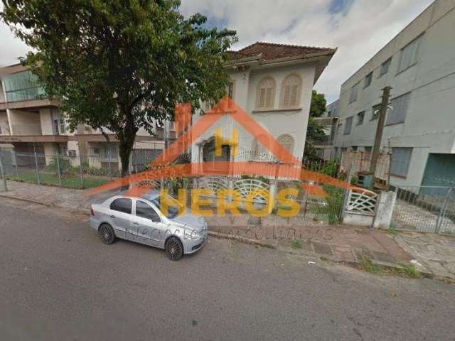 Terreno à venda na Rua General Gomes Carneiro, 357, Medianeira, Porto Alegre por R$ 775.000