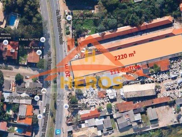 Terreno à venda na Avenida Eduardo Prado, 1502, Cavalhada, Porto Alegre por R$ 2.000.000