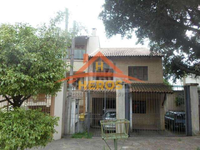 Casa com 3 quartos à venda na Rua Imeram Teixeira Cabeleira, 64, Ipanema, Porto Alegre por R$ 600.000