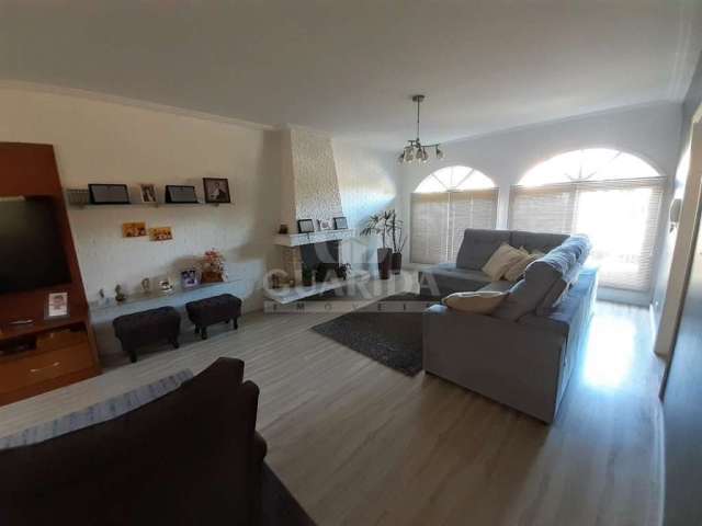 Casa com 4 quartos à venda na Avenida Copacabana, 218, Tristeza, Porto Alegre por R$ 1.699.000