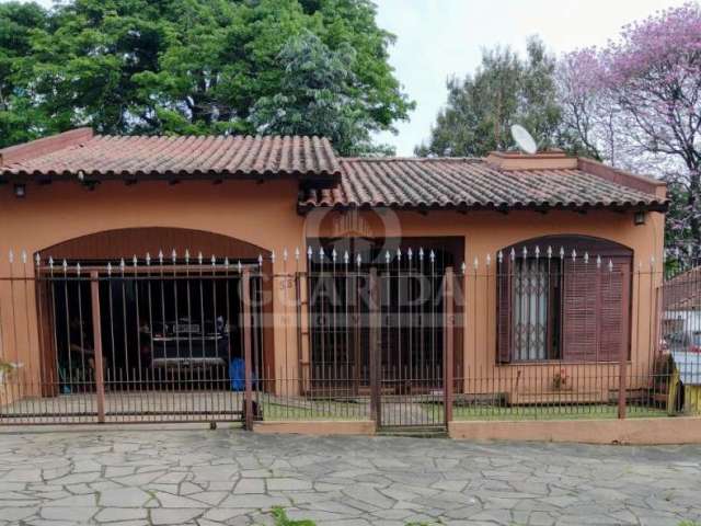 Casa com 2 quartos à venda na Rua Cachoeira, 531, Nonoai, Porto Alegre por R$ 399.000