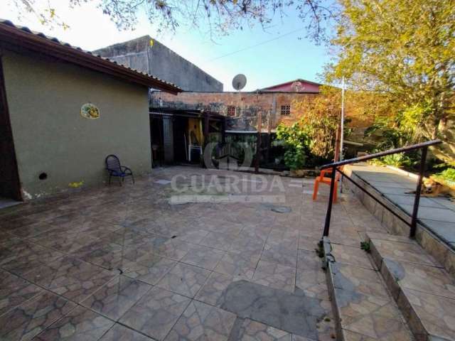 Casa com 3 quartos à venda na Rua Engenheiro Oscar de Oliveira Ramos, 4160, Restinga, Porto Alegre por R$ 265.000