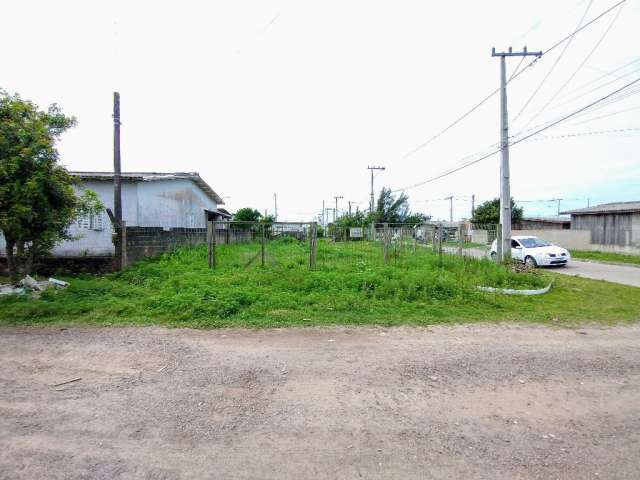 Excelente lote de esquina no bairro capão novo