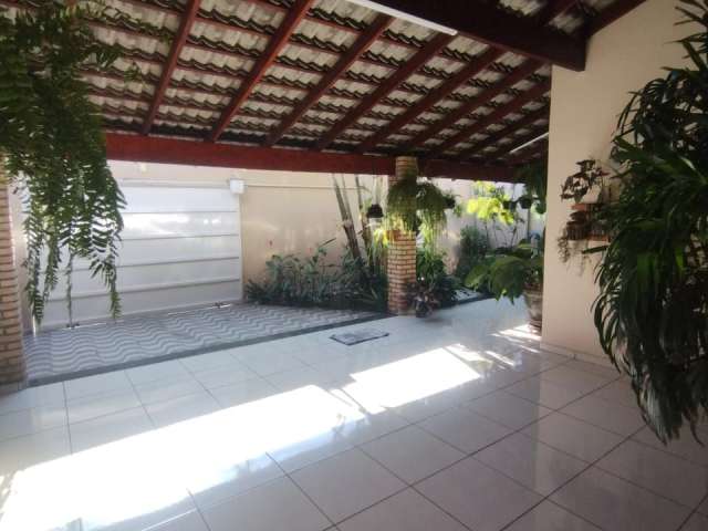 Excelente casa no bairro Jardim América I