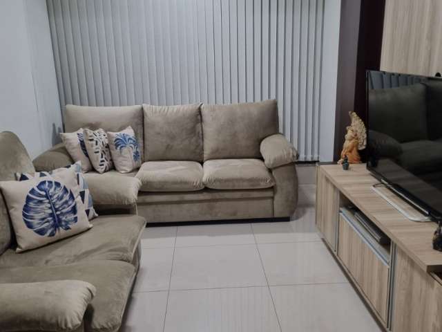 Excelente apartamento no Osvaldo Rezende