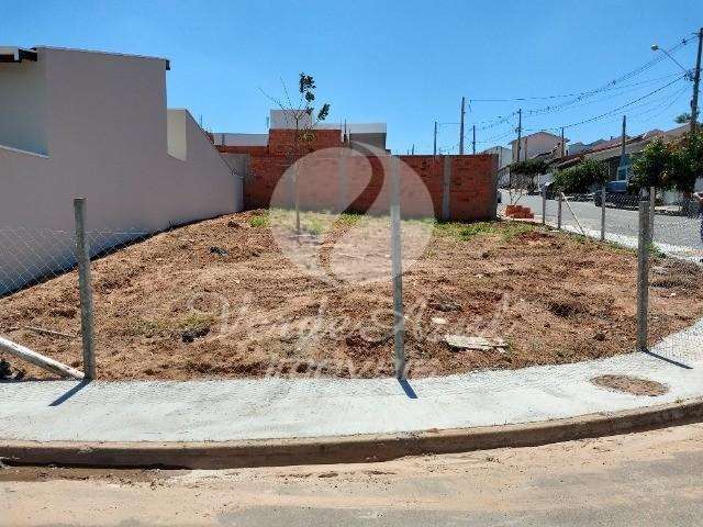 Terreno à venda no Loteamento Residencial Flavia, Campinas  por R$ 130.000