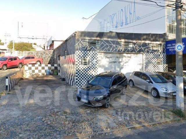 Prédio à venda na Vila Santana, Valinhos , 275 m2 por R$ 1.500.000