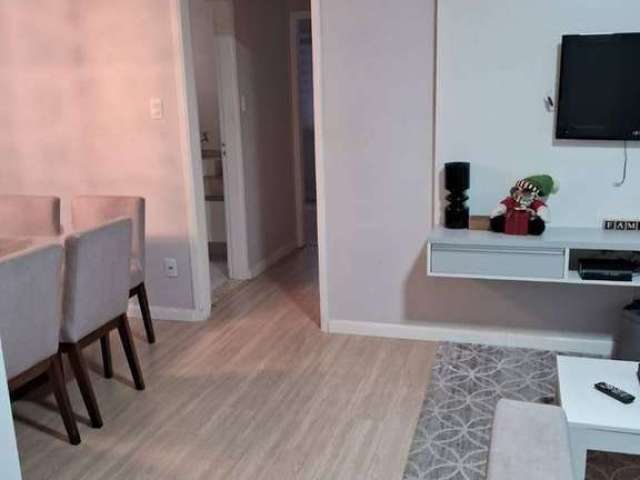 Apartamento com sacada no Bosque em Campinas-SP.