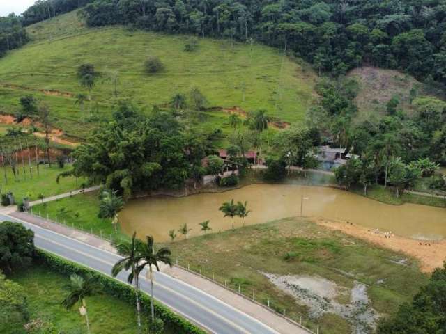 Chácara / sítio com 2 quartos à venda em Poço Grande, Gaspar , 160 m2 por R$ 2.000.000