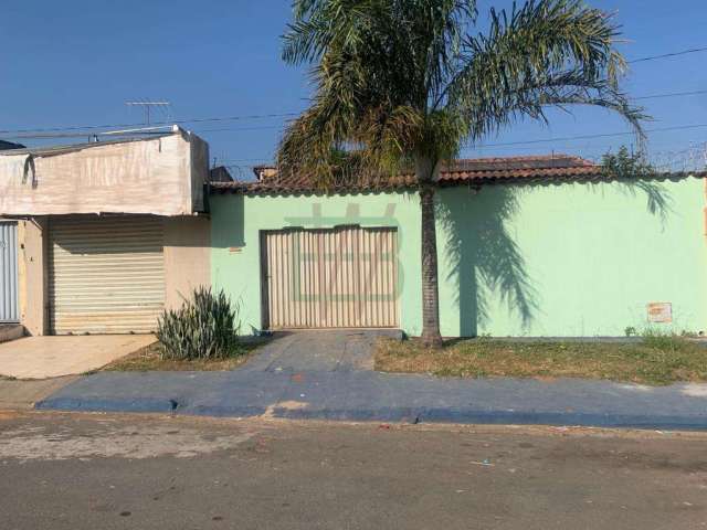 Casa para Venda em Aparecida de Goiânia, Jardim Helvécia, 3 dormitórios, 1 suíte, 3 banheiros, 3 vagas