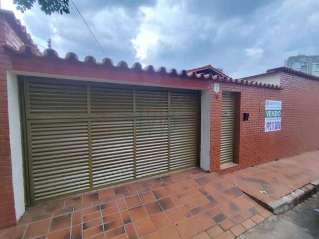 Casa Nova para Venda em Goiânia, Setor Sul, 5 dormitórios, 2 suítes, 5 banheiros, 4 vagas