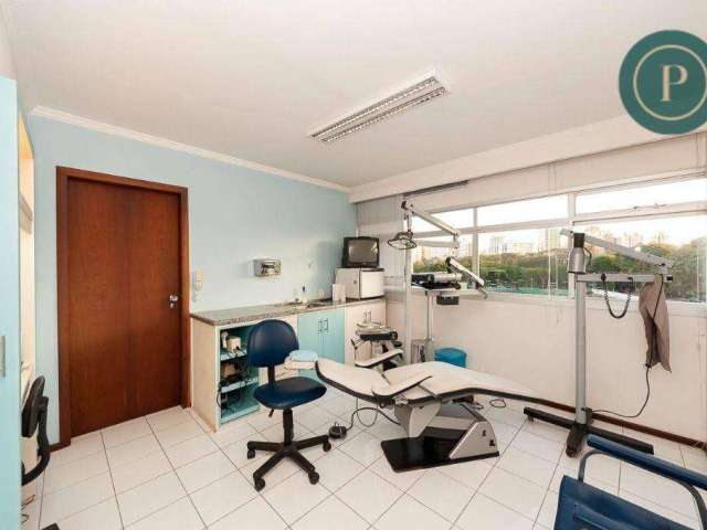 Sala comercial com possibilidade de reversão para studio à venda no Centro